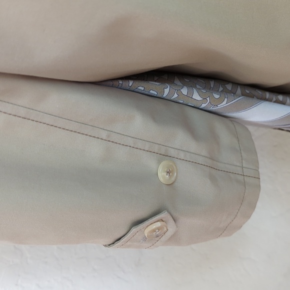 Burberry Runway Collection Pale Honey Scarf-Layer Trench Coat Size 6 - Picture 9 of 17